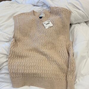 American Eagle Beige Cable Knit Sweater Vest